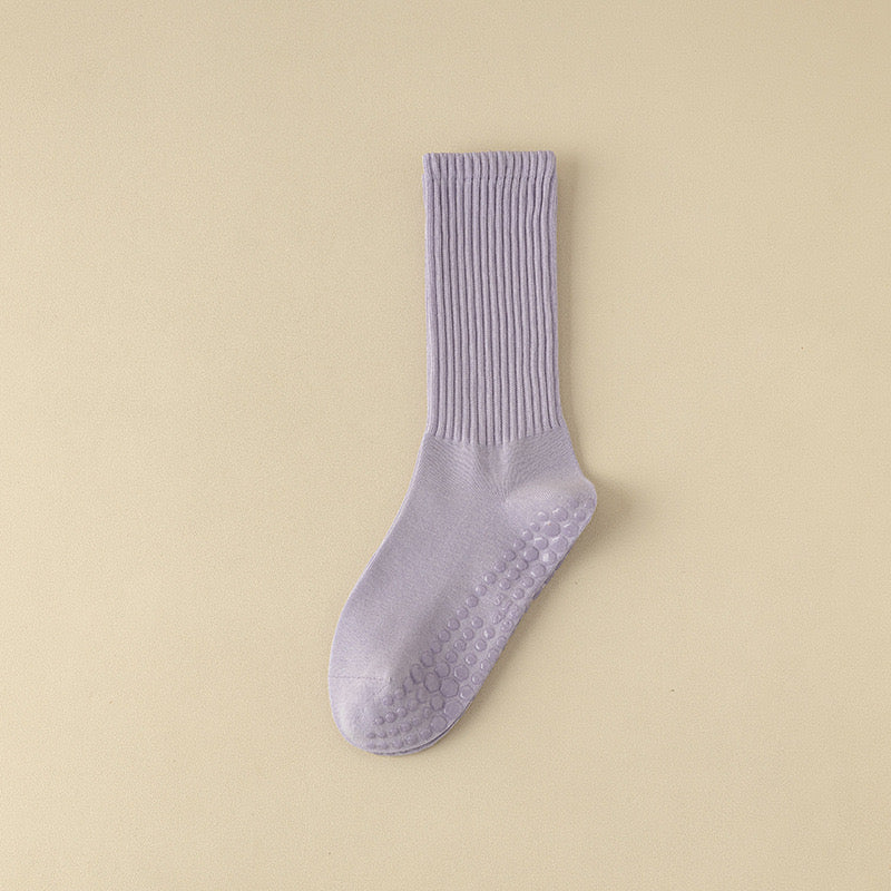 Macaron color Pilates/yoga socks mid-tube non-slip